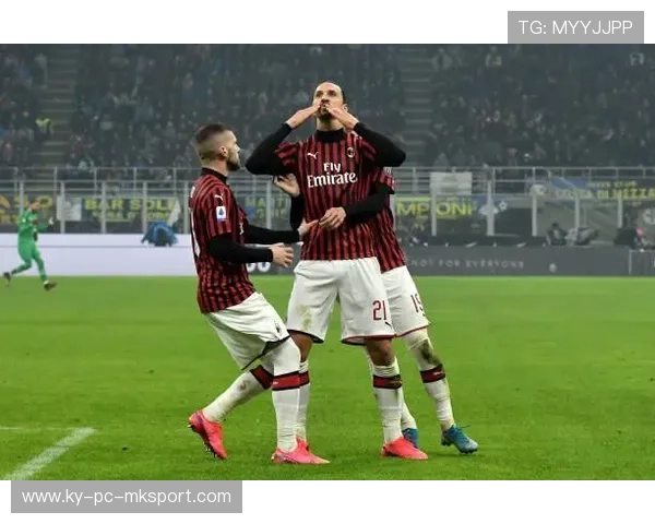 意甲米兰边路连线有效,防线无法完整防守